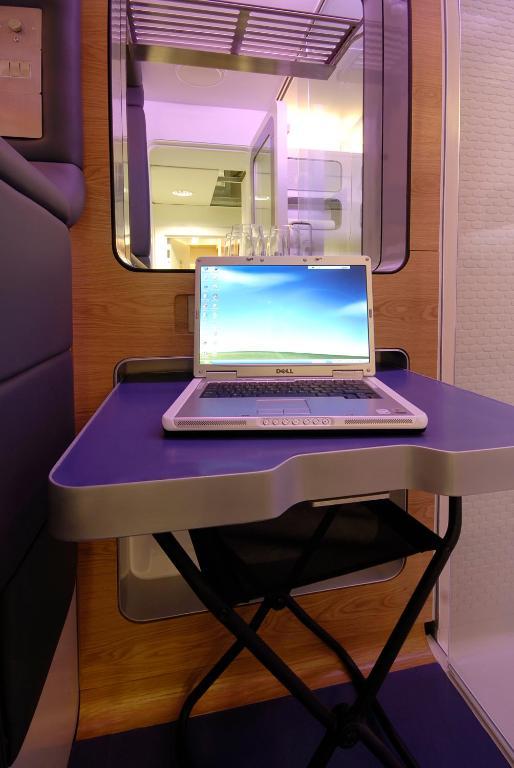 Yotelair London Heathrow Airport Χίλινγκτον Δωμάτιο φωτογραφία
